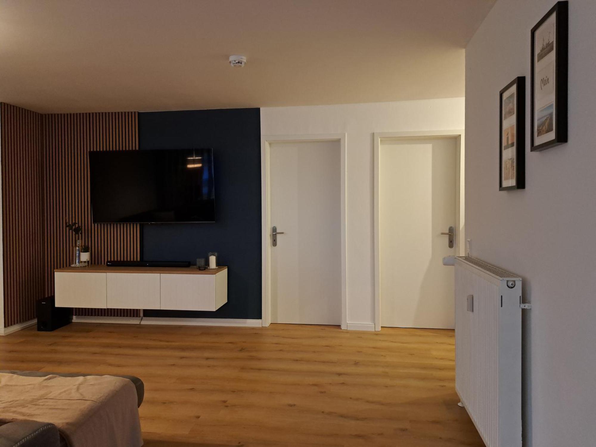 Livora Altstadt Wilhelmshaven - Stilvoll - Zentrumsnah - Tv-Streaming - Balkon - Nordsee - Badewanne Kültér fotó