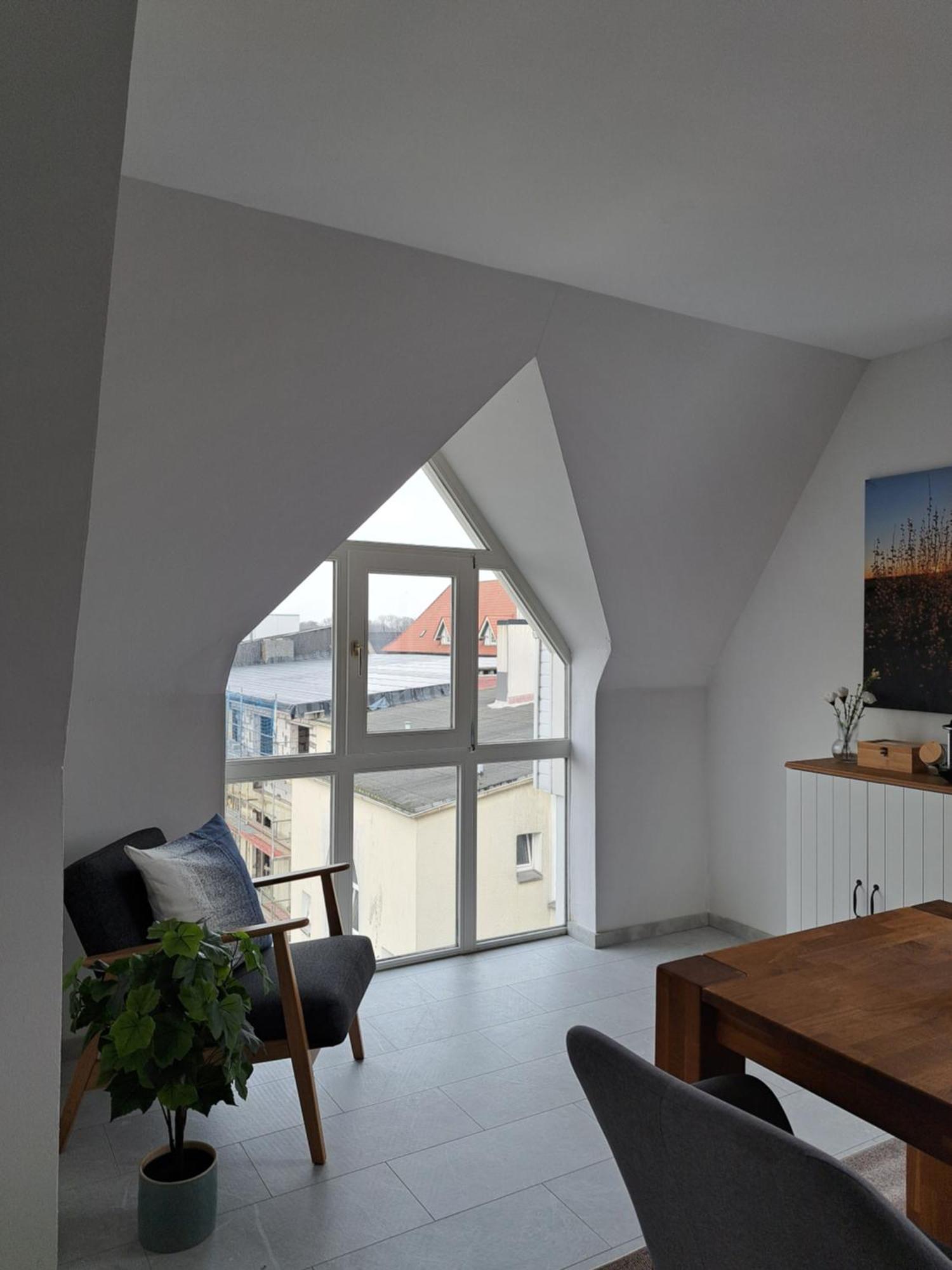 Livora Altstadt Wilhelmshaven - Stilvoll - Zentrumsnah - Tv-Streaming - Balkon - Nordsee - Badewanne Kültér fotó